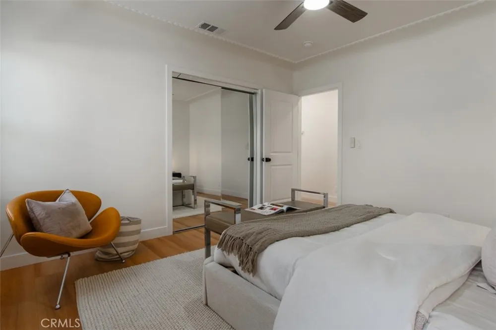 3810 Olmsted Avenue Los Angeles, CA 90008