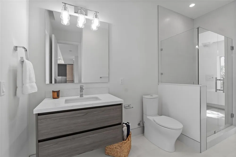 221 Shore Court Lauderdale By The Sea, FL 33308