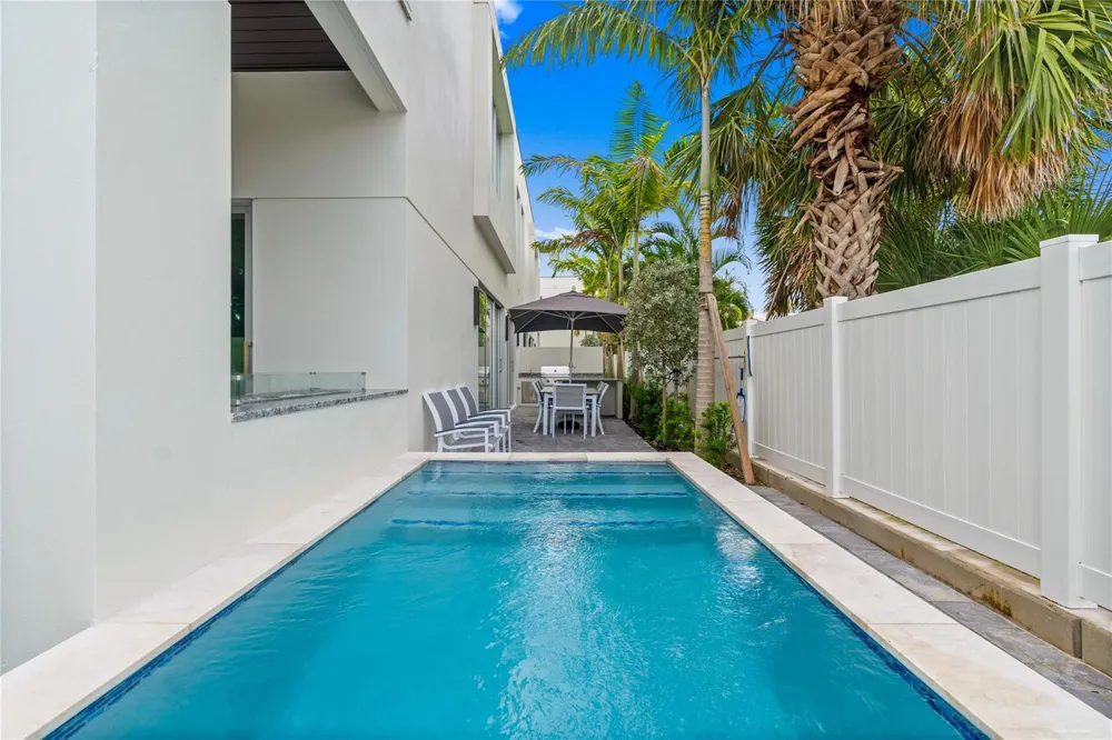 221 Shore Court Lauderdale By The Sea, FL 33308
