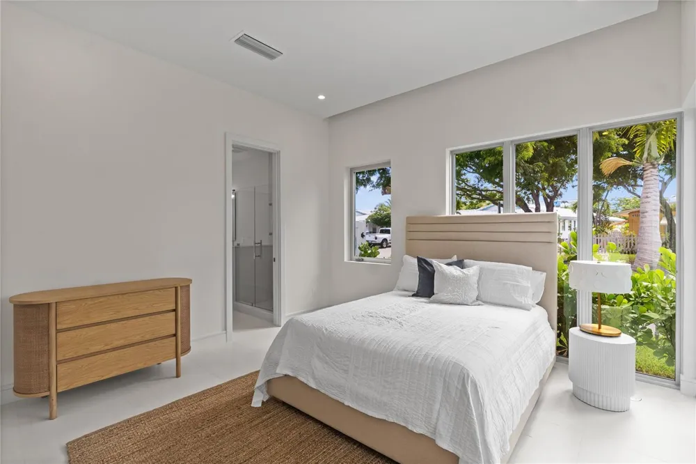 221 Shore Court Lauderdale By The Sea, FL 33308