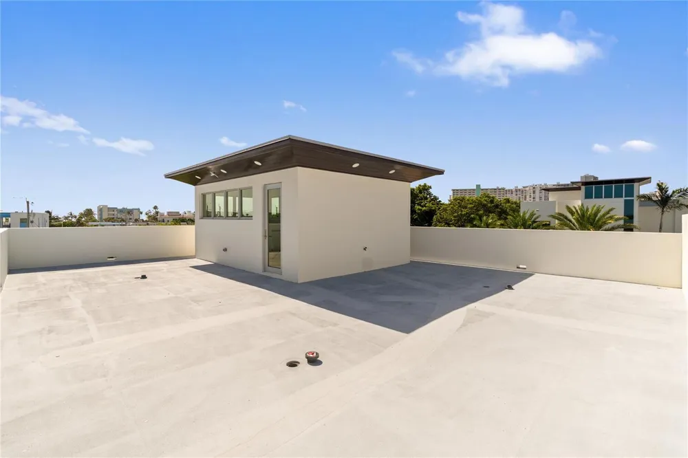 221 Shore Court Lauderdale By The Sea, FL 33308