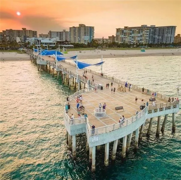 221 Shore Court Lauderdale By The Sea, FL 33308
