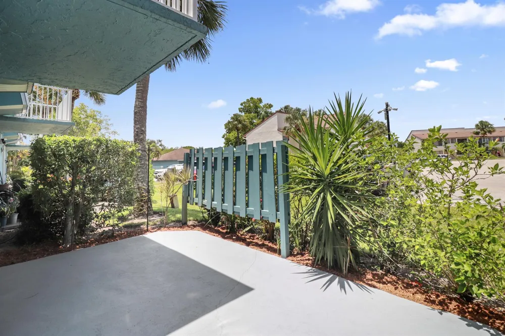 950 S Kanner Highway #D5 Stuart, FL 34994