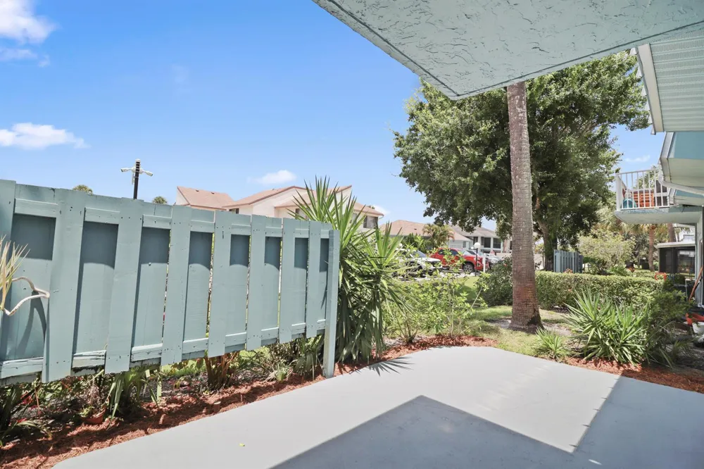 950 S Kanner Highway #D5 Stuart, FL 34994