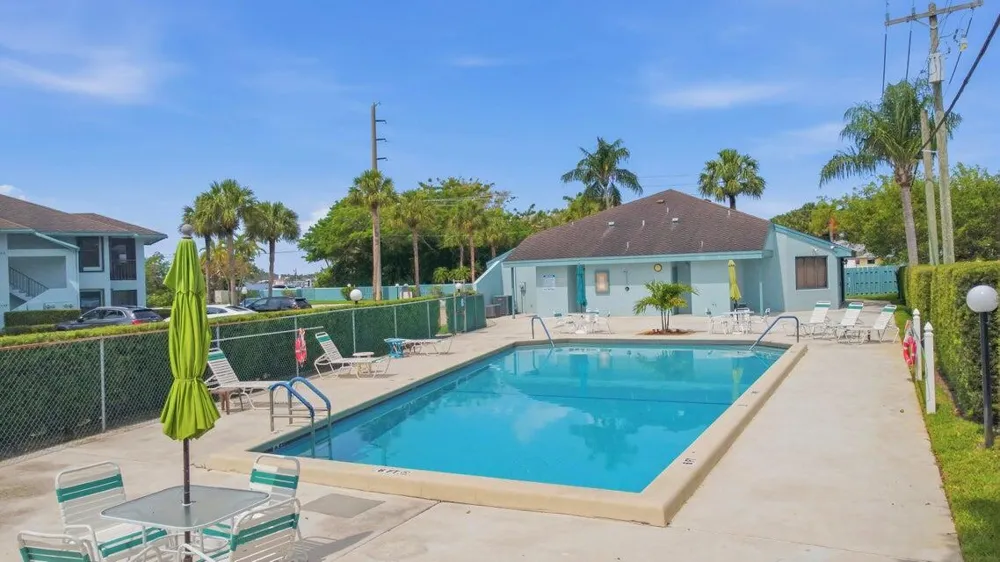 950 S Kanner Highway #D5 Stuart, FL 34994