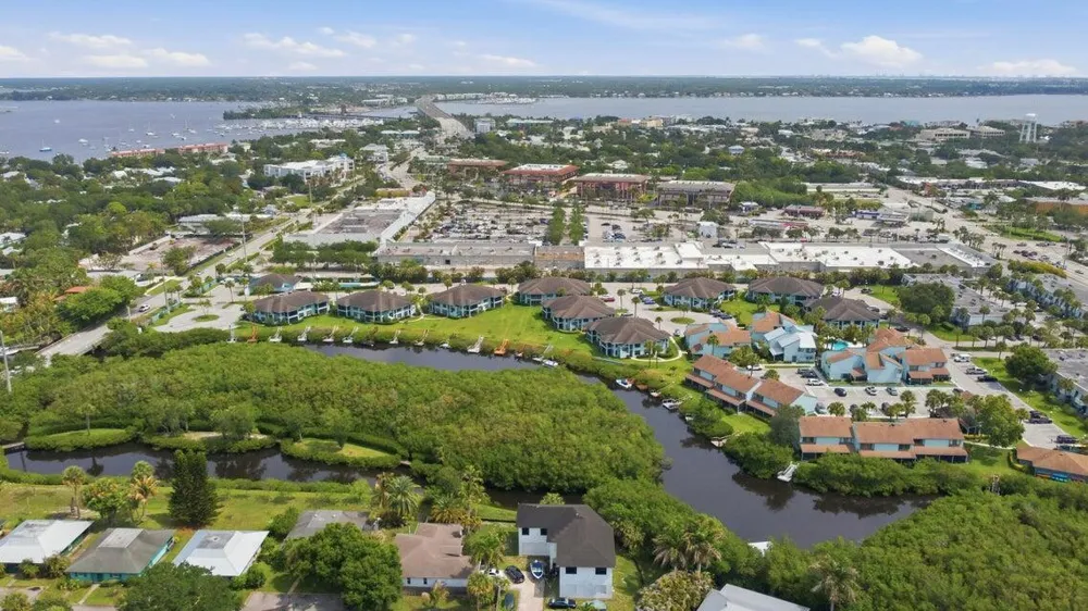 950 S Kanner Highway #D5 Stuart, FL 34994