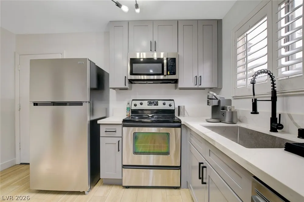 4273 Hazelcrest Drive Las Vegas, NV 89121