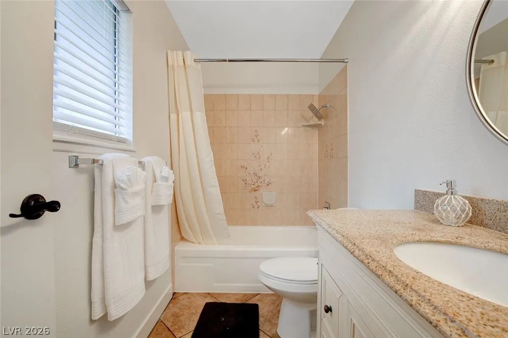 4273 Hazelcrest Drive Las Vegas, NV 89121