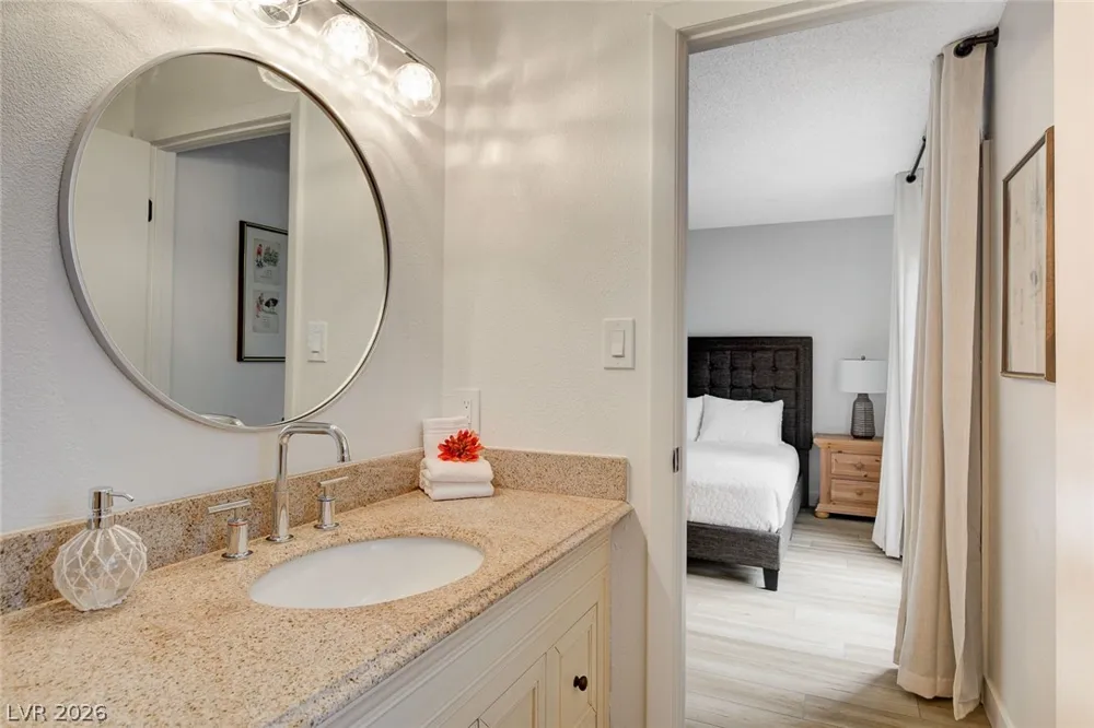 4273 Hazelcrest Drive Las Vegas, NV 89121