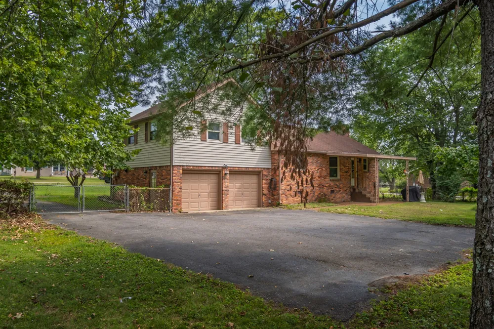101 Creekwood Dr Mount Juliet, TN 37122