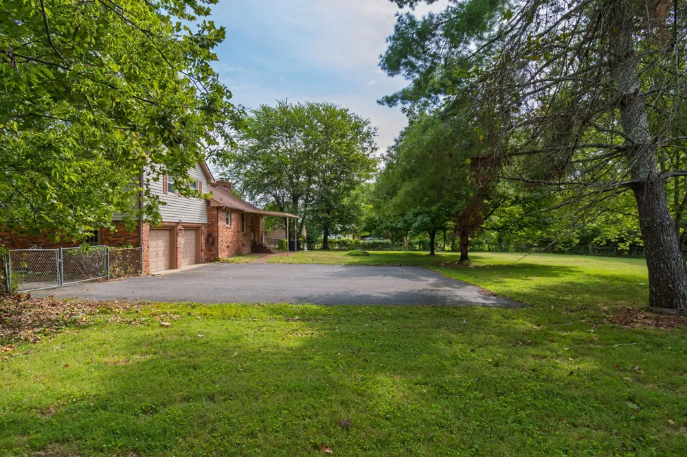 101 Creekwood Dr Mount Juliet, TN 37122