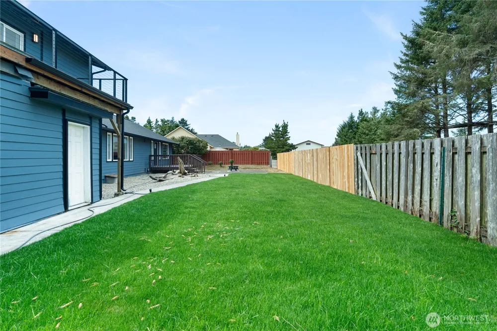 616 Aster Court SE Ocean Shores, WA 98569