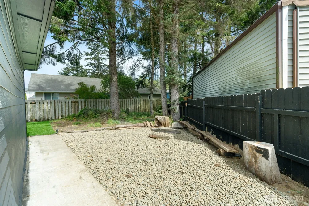 616 Aster Court SE Ocean Shores, WA 98569