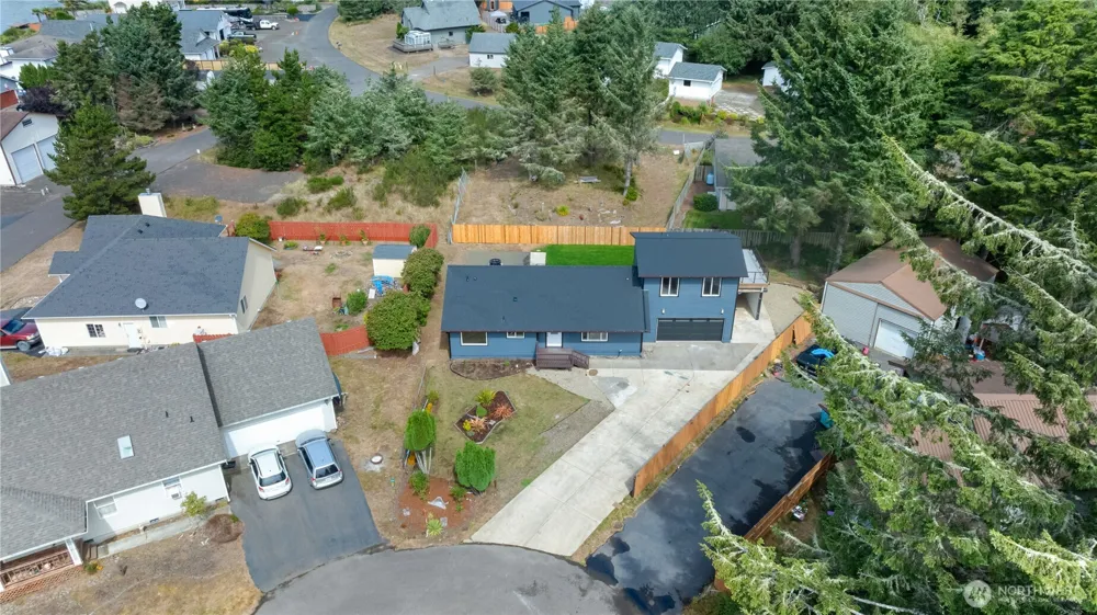 616 Aster Court SE Ocean Shores, WA 98569