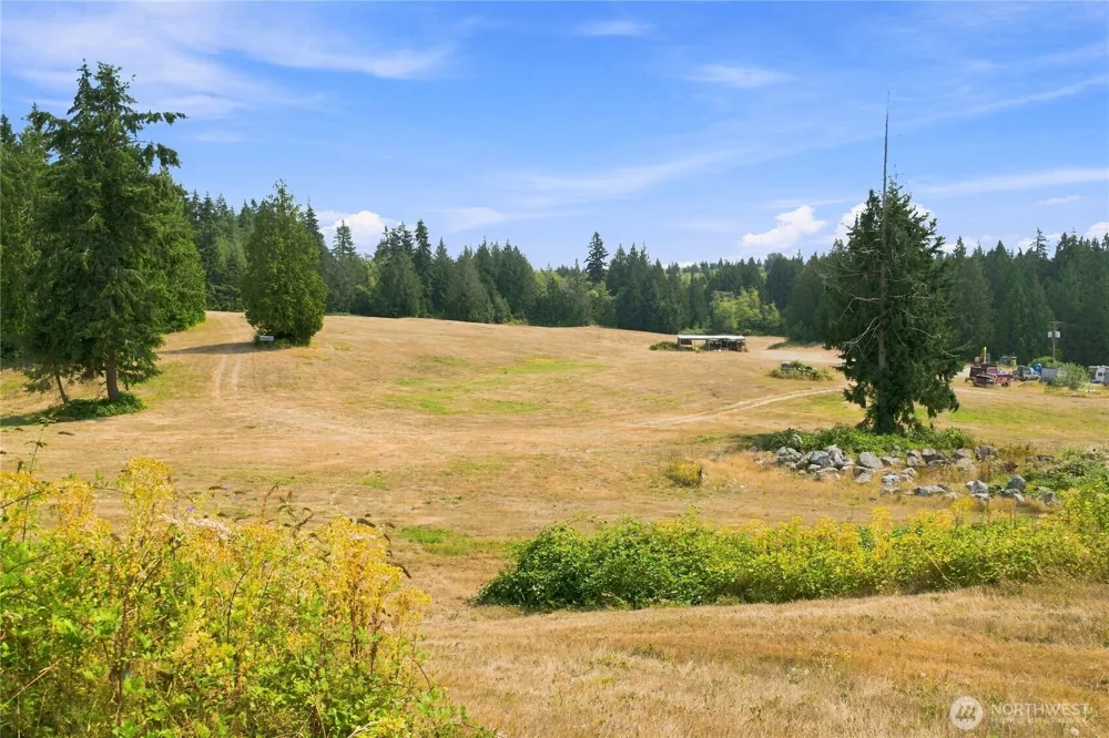 7495 Jewett Road Clinton, WA 98236