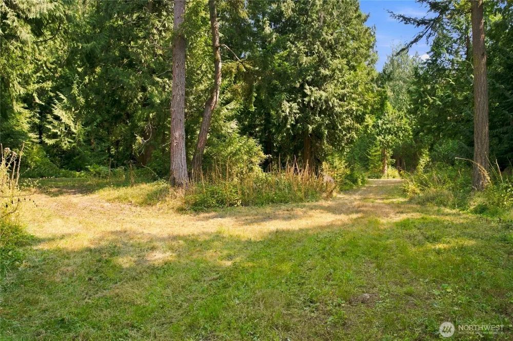 7495 Jewett Road Clinton, WA 98236