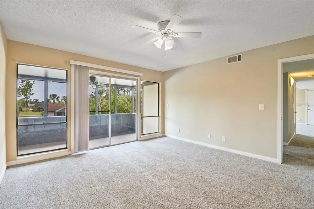 40 CLUB HOUSE DRIVE #207 Palm Coast, FL 32137