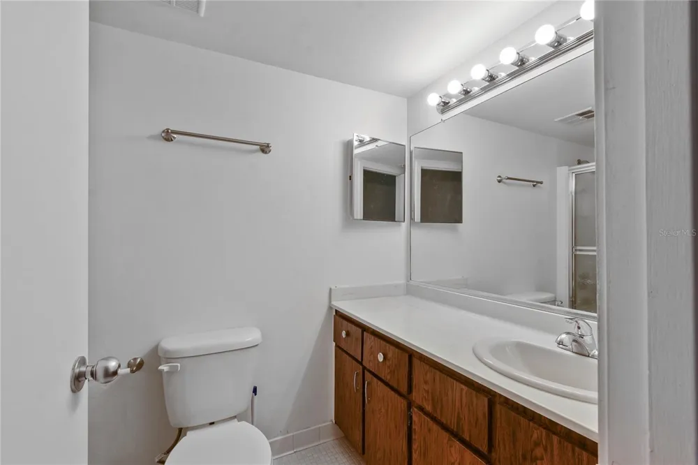 40 CLUB HOUSE DRIVE #207 Palm Coast, FL 32137