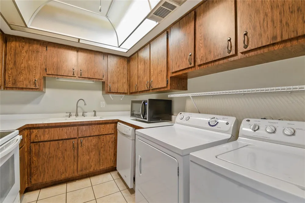 40 CLUB HOUSE DRIVE #207 Palm Coast, FL 32137