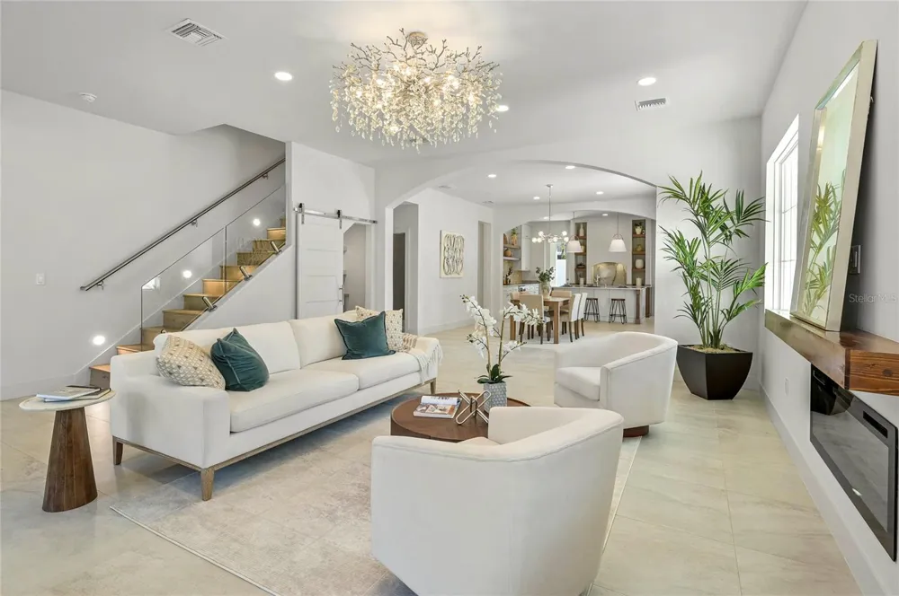 2430 CHANTILLY AVENUE Winter Park, FL 32789