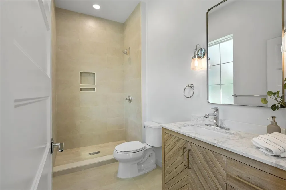 2430 CHANTILLY AVENUE Winter Park, FL 32789