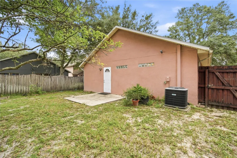 5246 MANGO FRUIT STREET Seffner, FL 33584