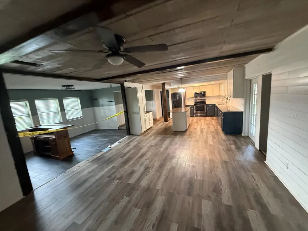 1806 WATERMAN DRIVE Valrico, FL 33594