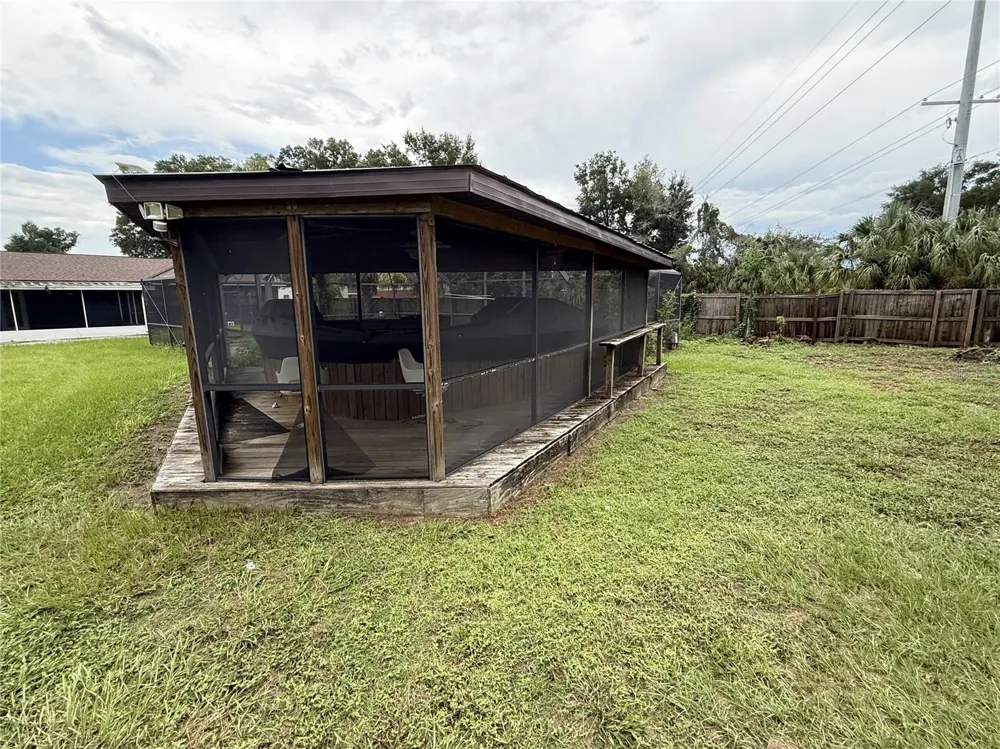 1806 WATERMAN DRIVE Valrico, FL 33594