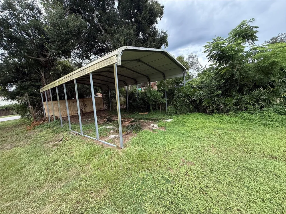 1806 WATERMAN DRIVE Valrico, FL 33594