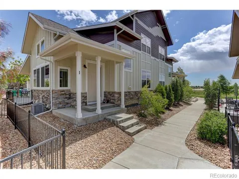3343 Green Lake Drive ##1