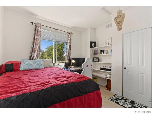 804 Summer Hawk Drive #1304 Longmont, CO 80504