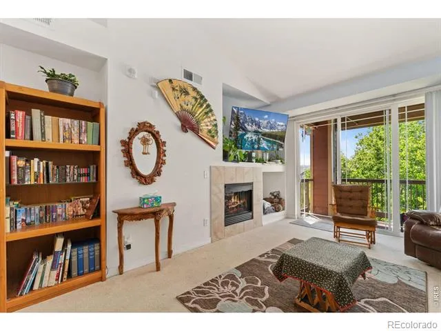 804 Summer Hawk Drive #1304 Longmont, CO 80504