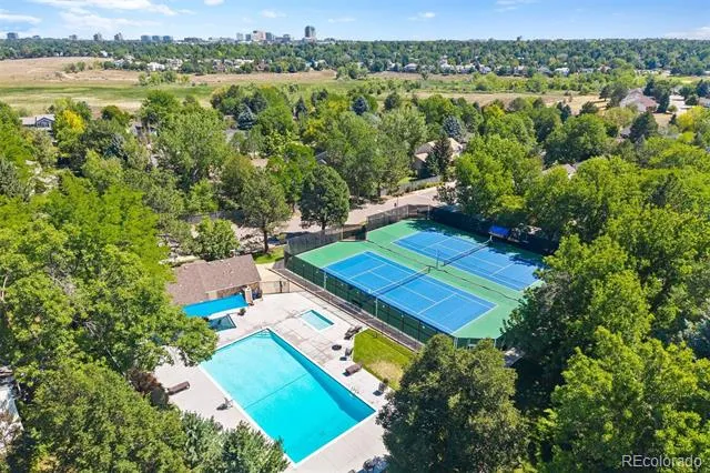 7359 S Monaco Street Englewood, CO 80112