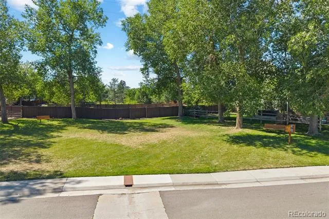 7359 S Monaco Street Englewood, CO 80112
