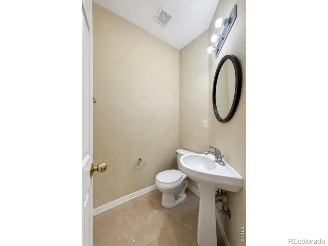 3963 Da Vinci Drive Longmont, CO 80503