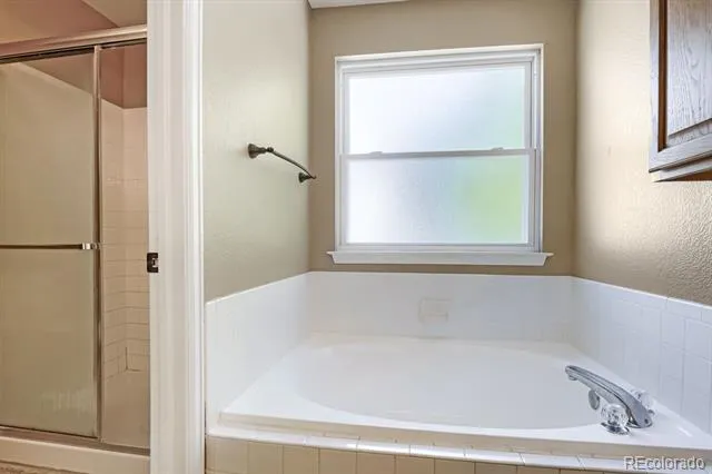 5556 S Rome Street Aurora, CO 80015