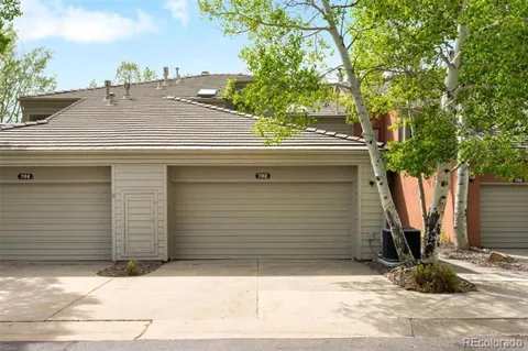 702 Ridgeside Drive