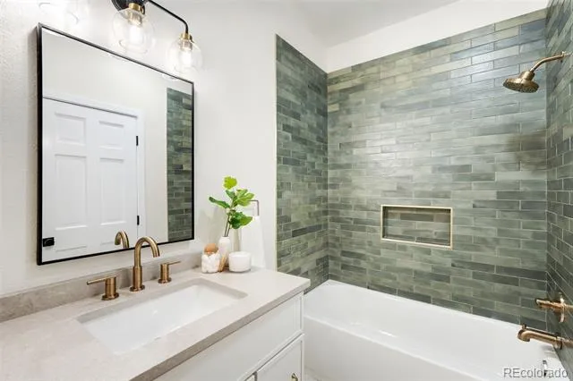 702 Ridgeside Drive Golden, CO 80401