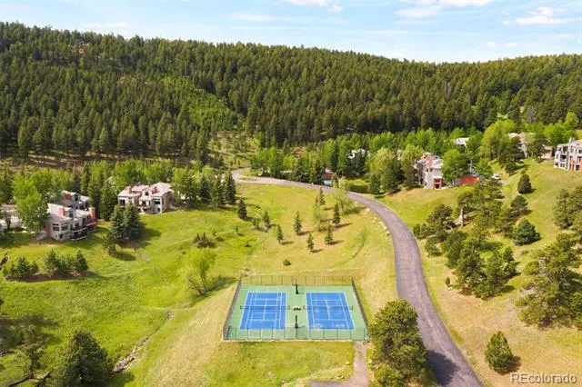 702 Ridgeside Drive Golden, CO 80401