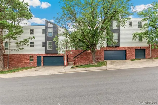 2102 W 31st Avenue Denver, CO 80211