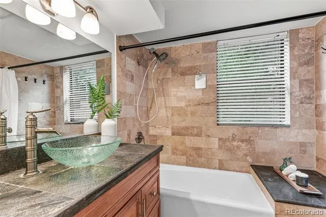 2102 W 31st Avenue Denver, CO 80211