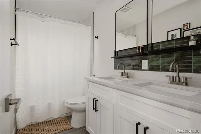 3233 Jasmine Street Denver, CO 80207