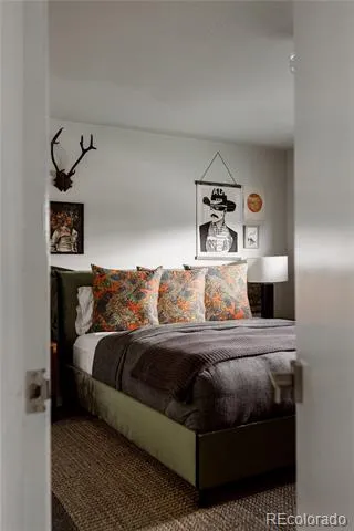 3233 Jasmine Street Denver, CO 80207