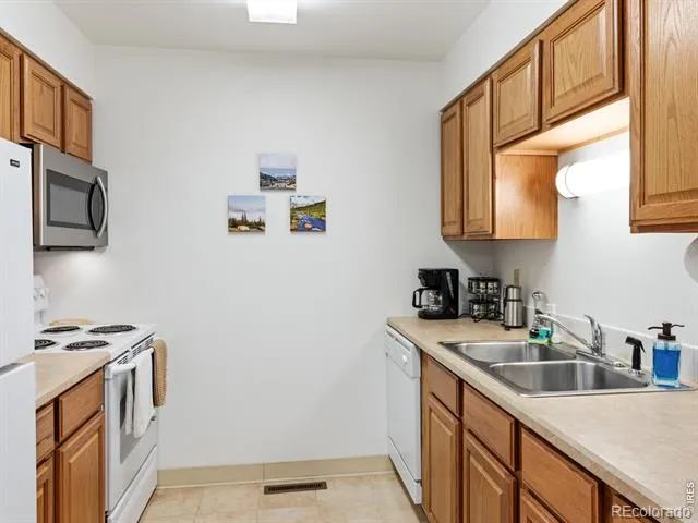 1155 S Saint Vrain Avenue #8 Estes Park, CO 80517