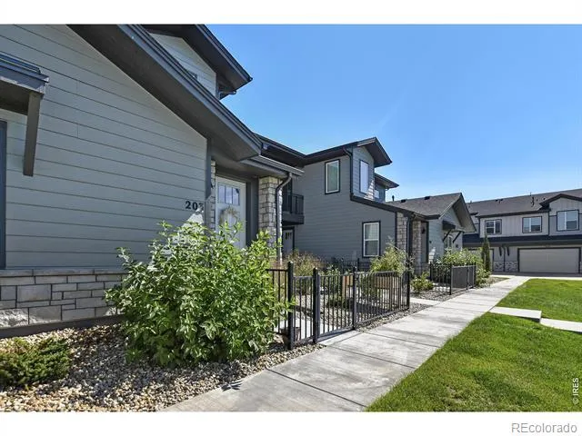 6826 School House Drive #203 Timnath, CO 80547