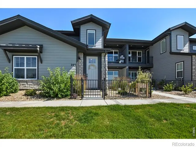 6826 School House Drive #203 Timnath, CO 80547