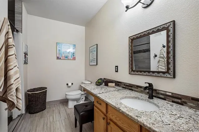 2894 W Riverwalk Circle #B309 Littleton, CO 80123