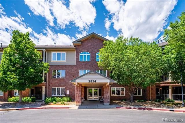 2894 W Riverwalk Circle #B309 Littleton, CO 80123