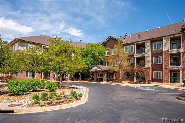 2896 W Riverwalk Circle #A304 Littleton, CO 80123