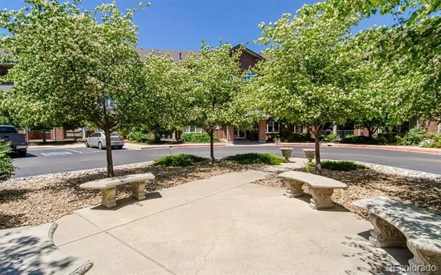 2894 W Riverwalk Circle #B211 Littleton, CO 80123